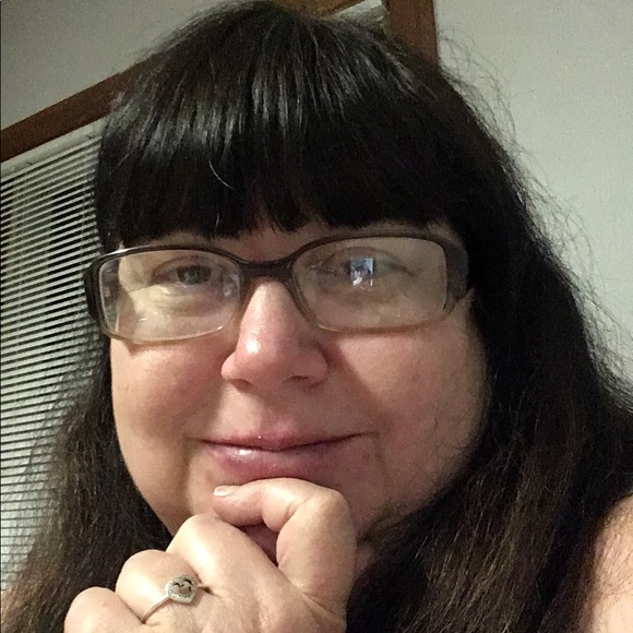 Meet your Posher, Catherine - Picture 4 of 5